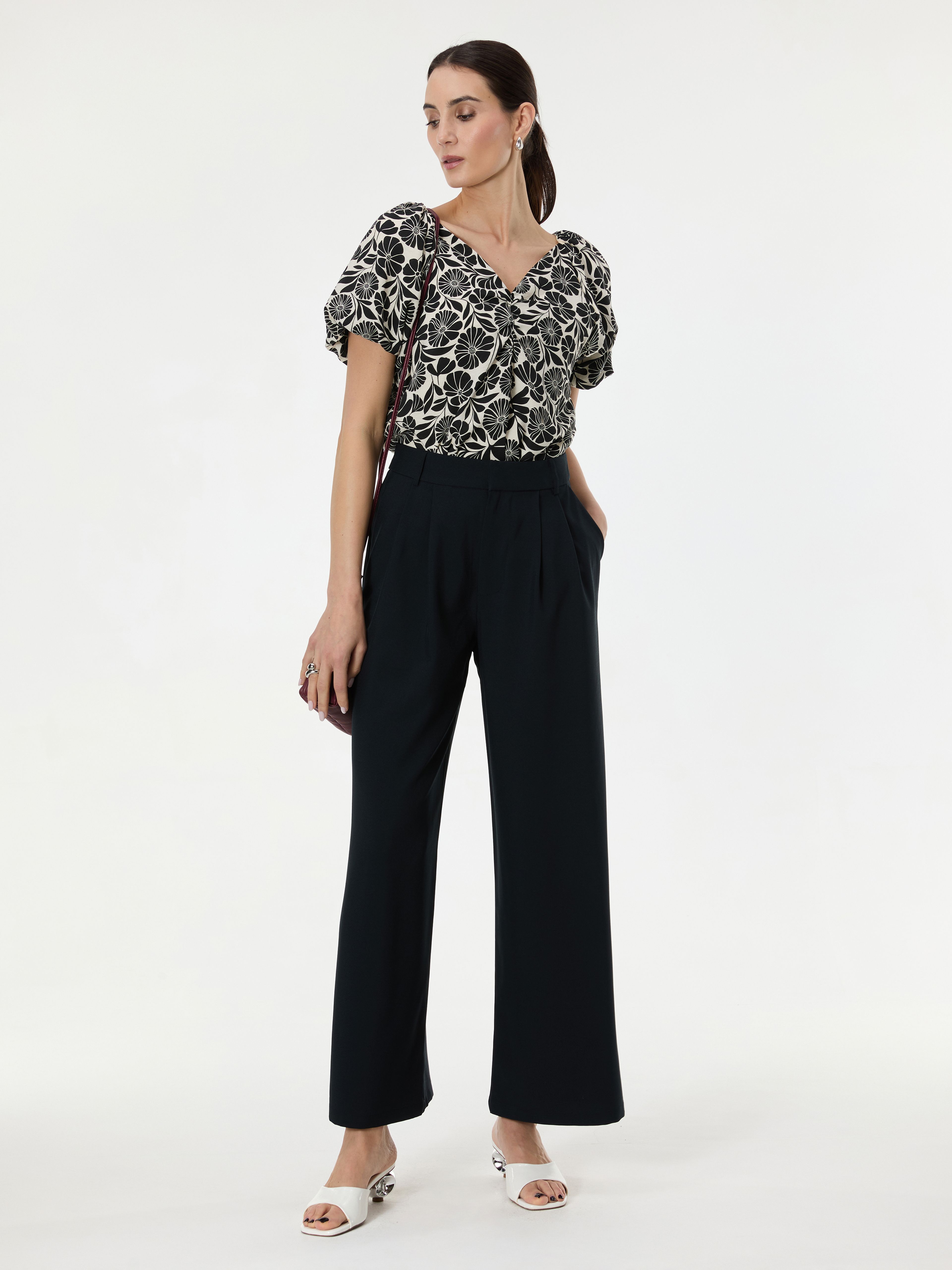 Pantaloni largi negri pentru femei ORSAY - 002