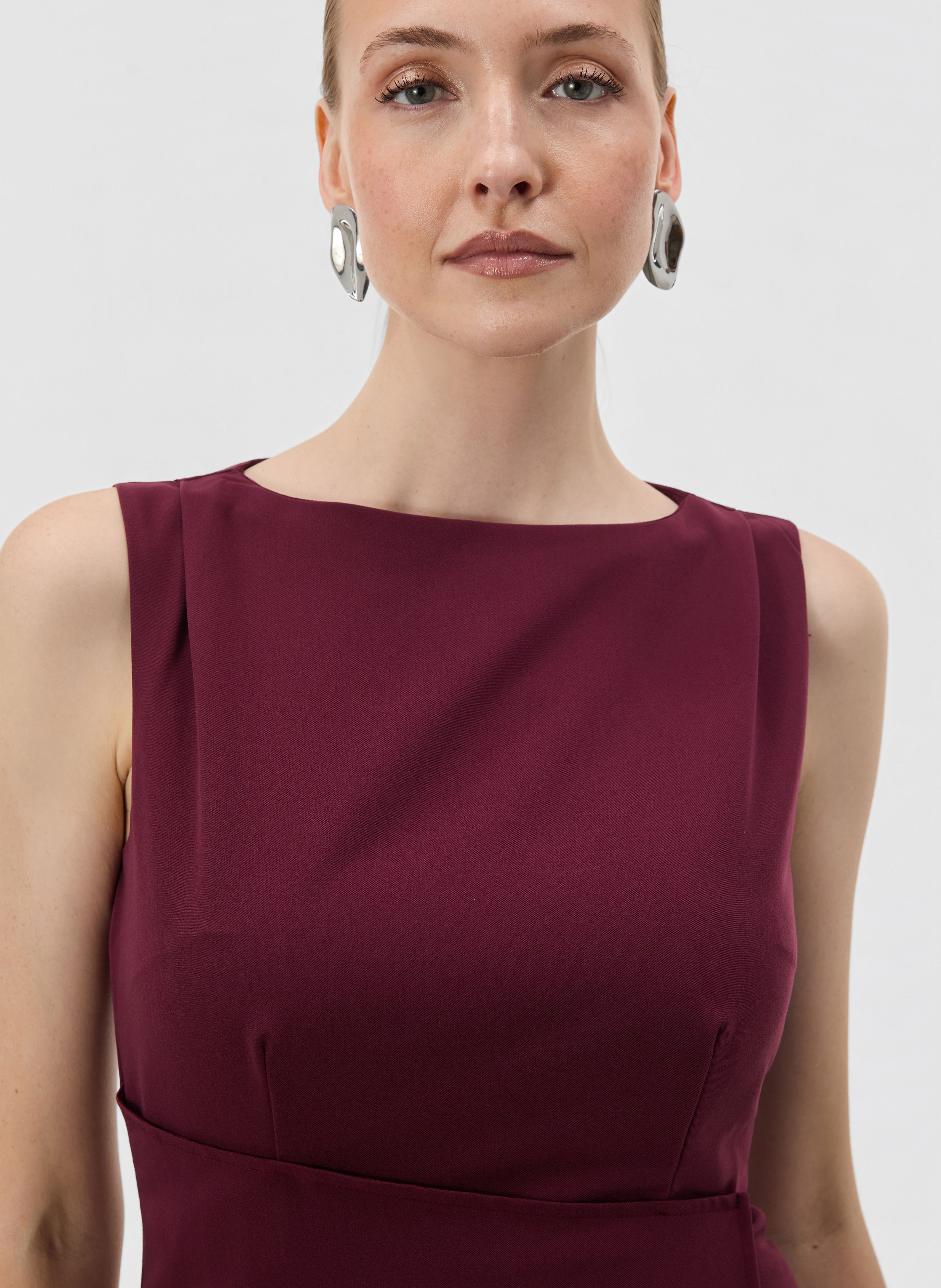 Bordeauxrotes ärmelloses Damen-Wickelkleid ORSAY - 004