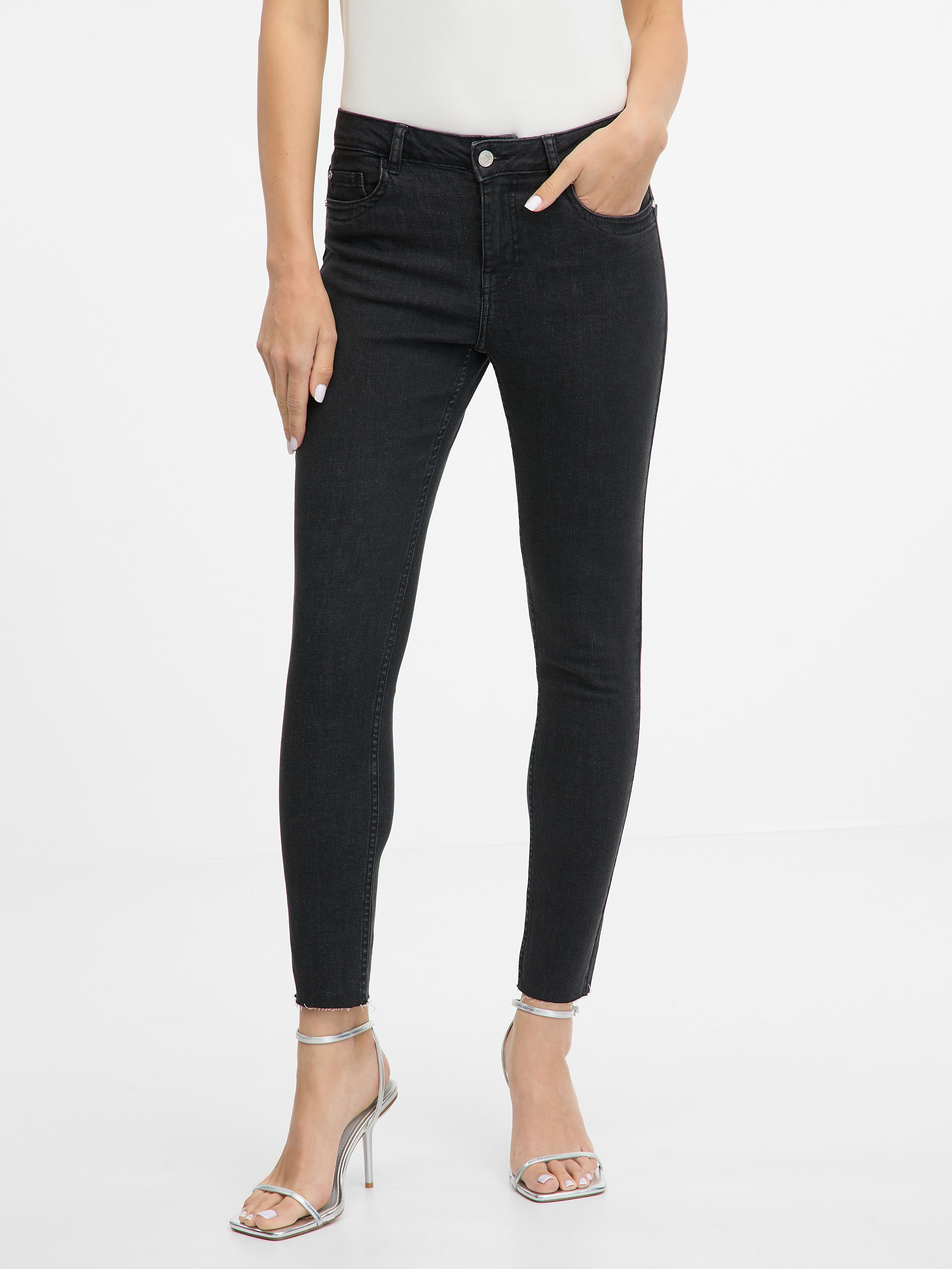 Schwarze Jeans Mit Lochern