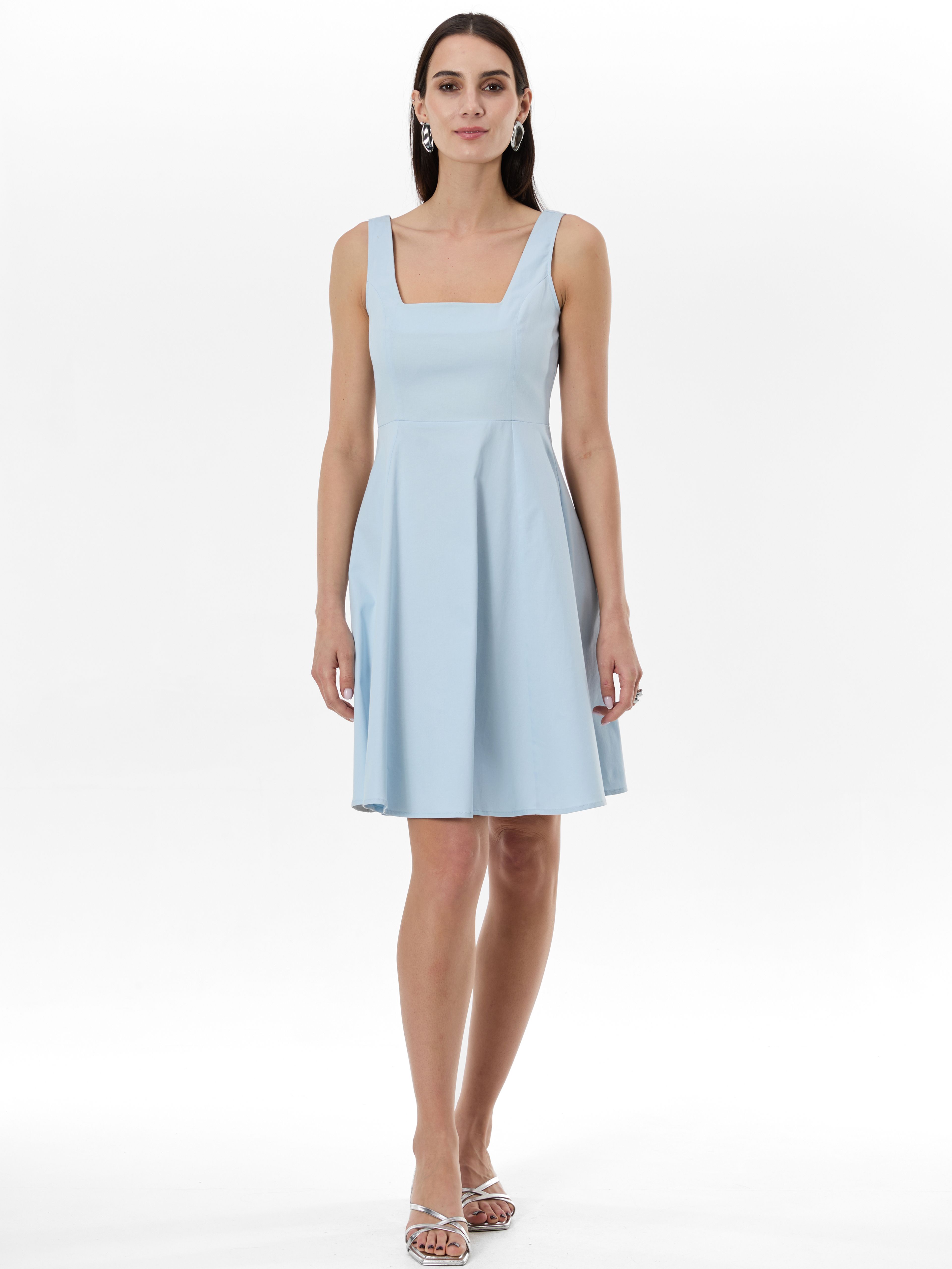Jasnoniebieska damska sukienka do kolan ORSAY