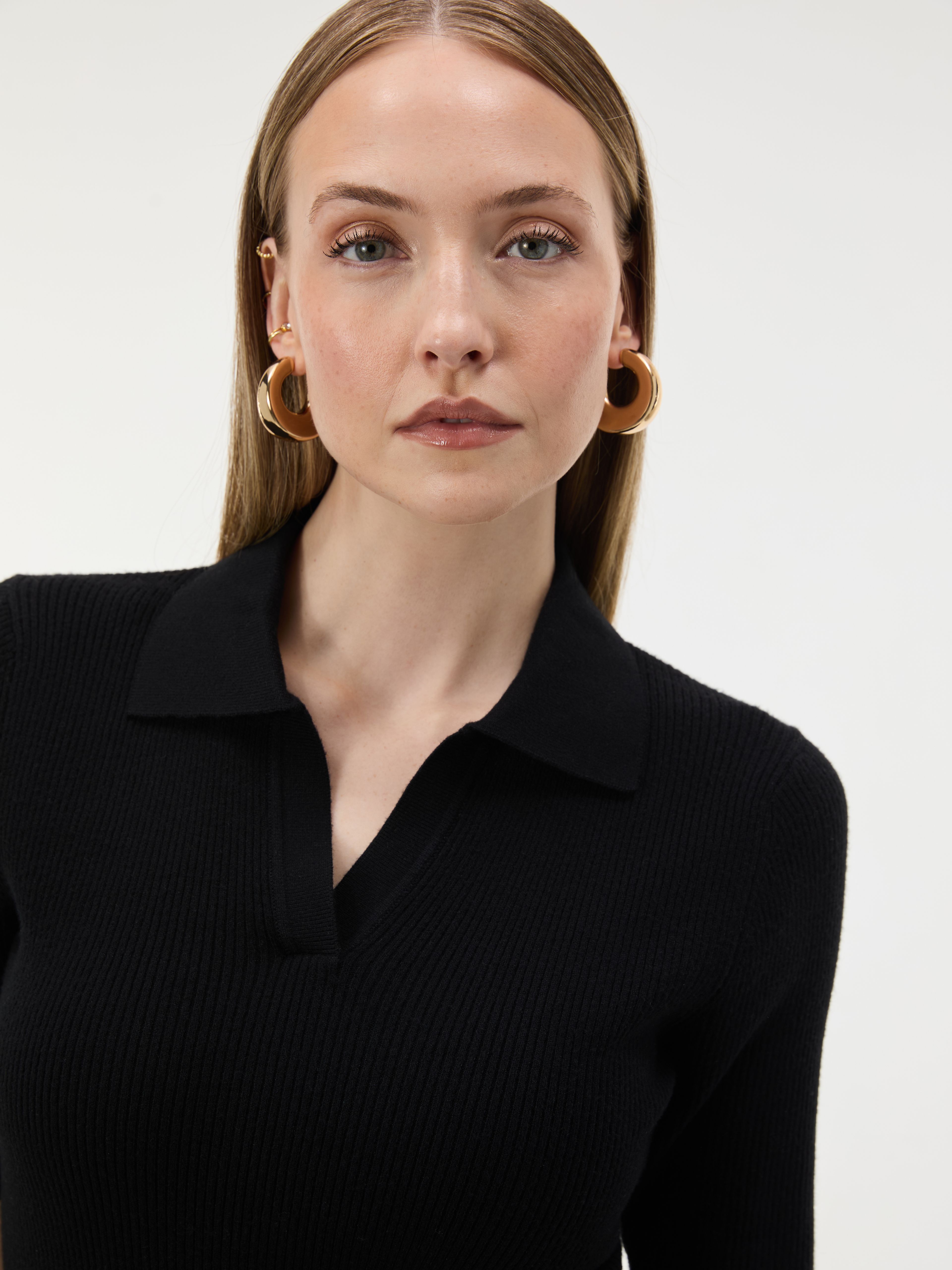 Schwarzer Damen-Cardigan mit Kragen und kurzen Ärmeln ORSAY - 002