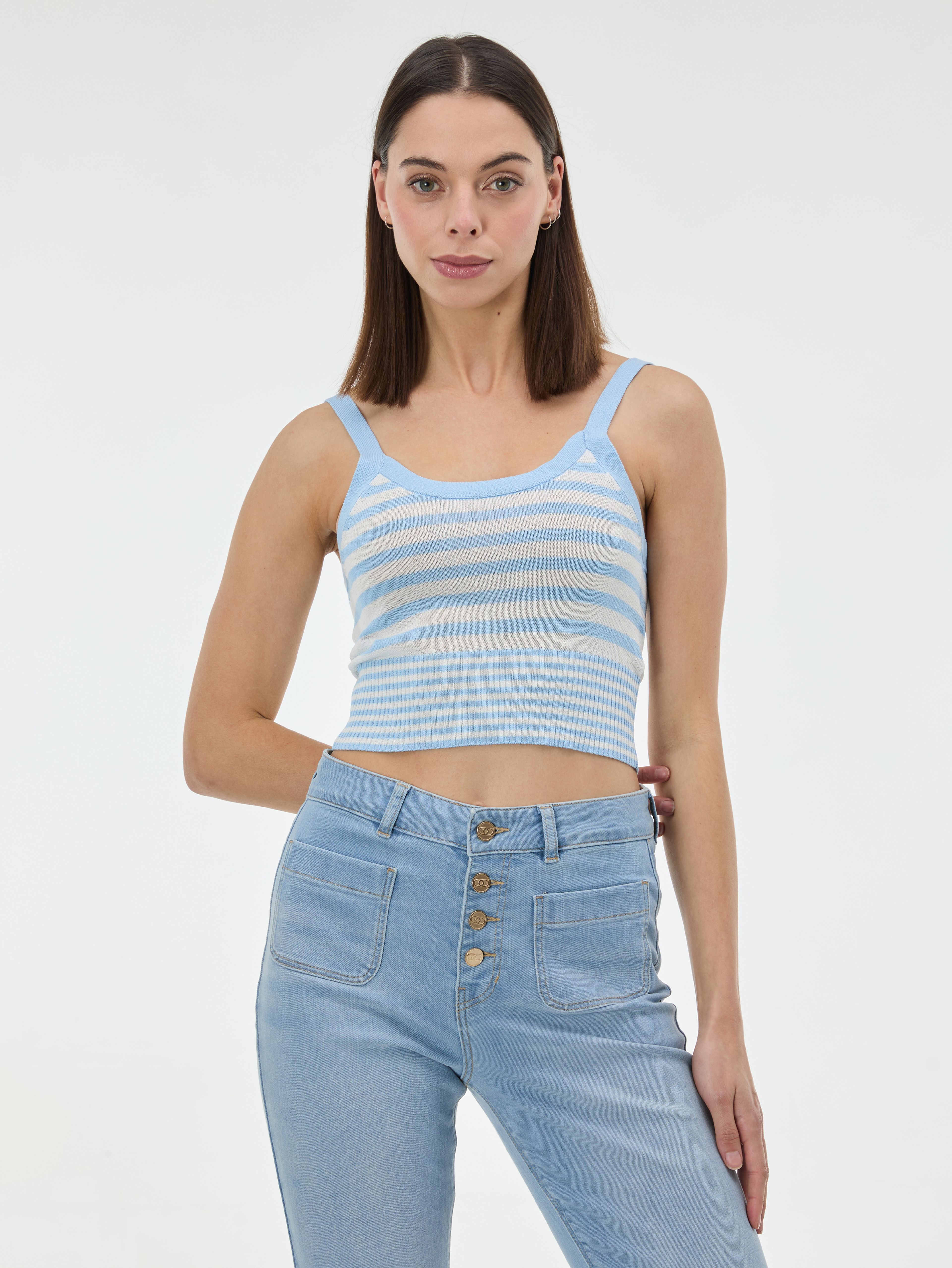 Jasnoniebieski prążkowany damski top ORSAY