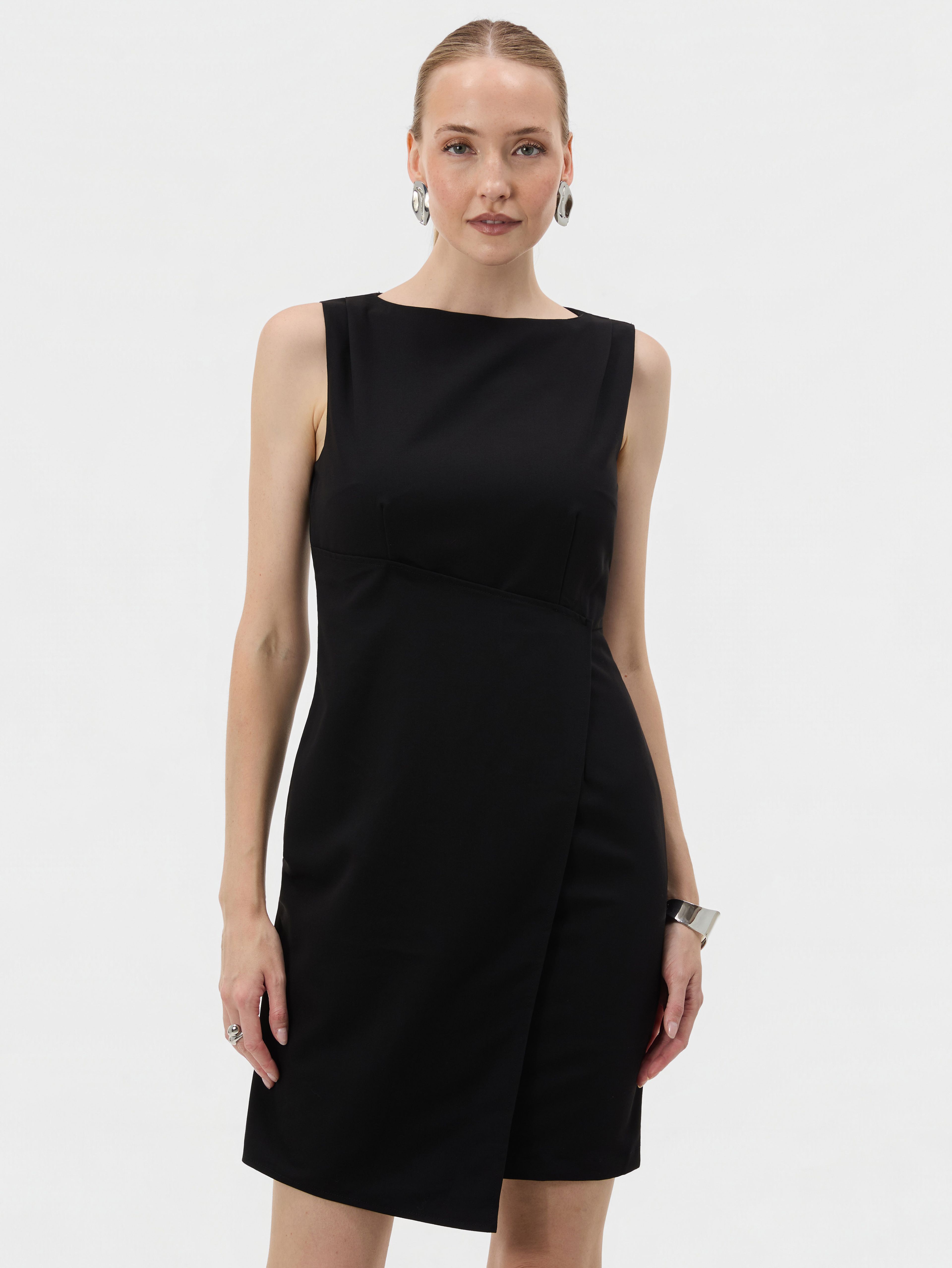 Schwarzes ärmelloses Damen-Wickelkleid ORSAY - 001