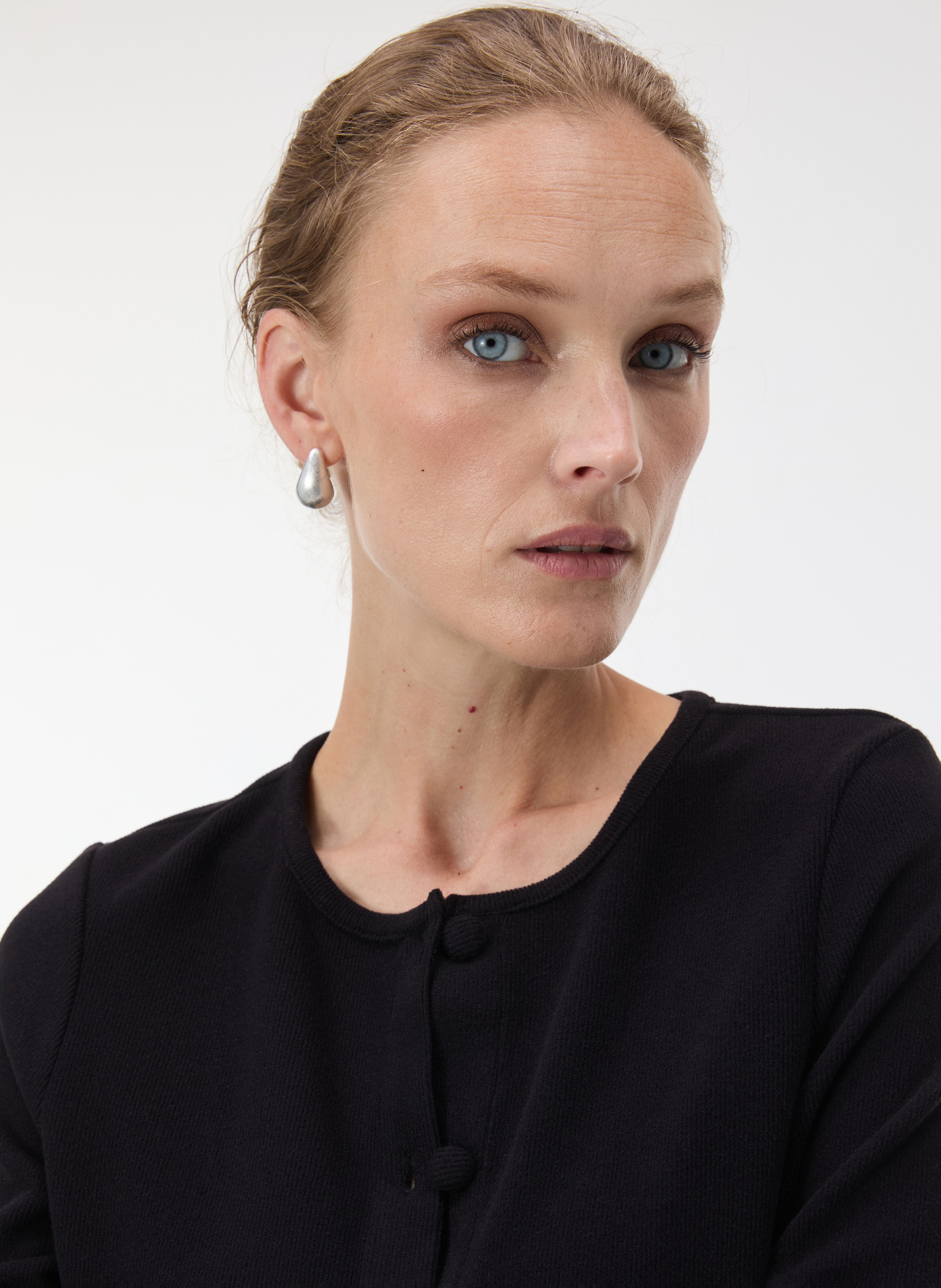 Schwarzer Damen-Cardigan mit langen Ärmeln ORSAY - 005