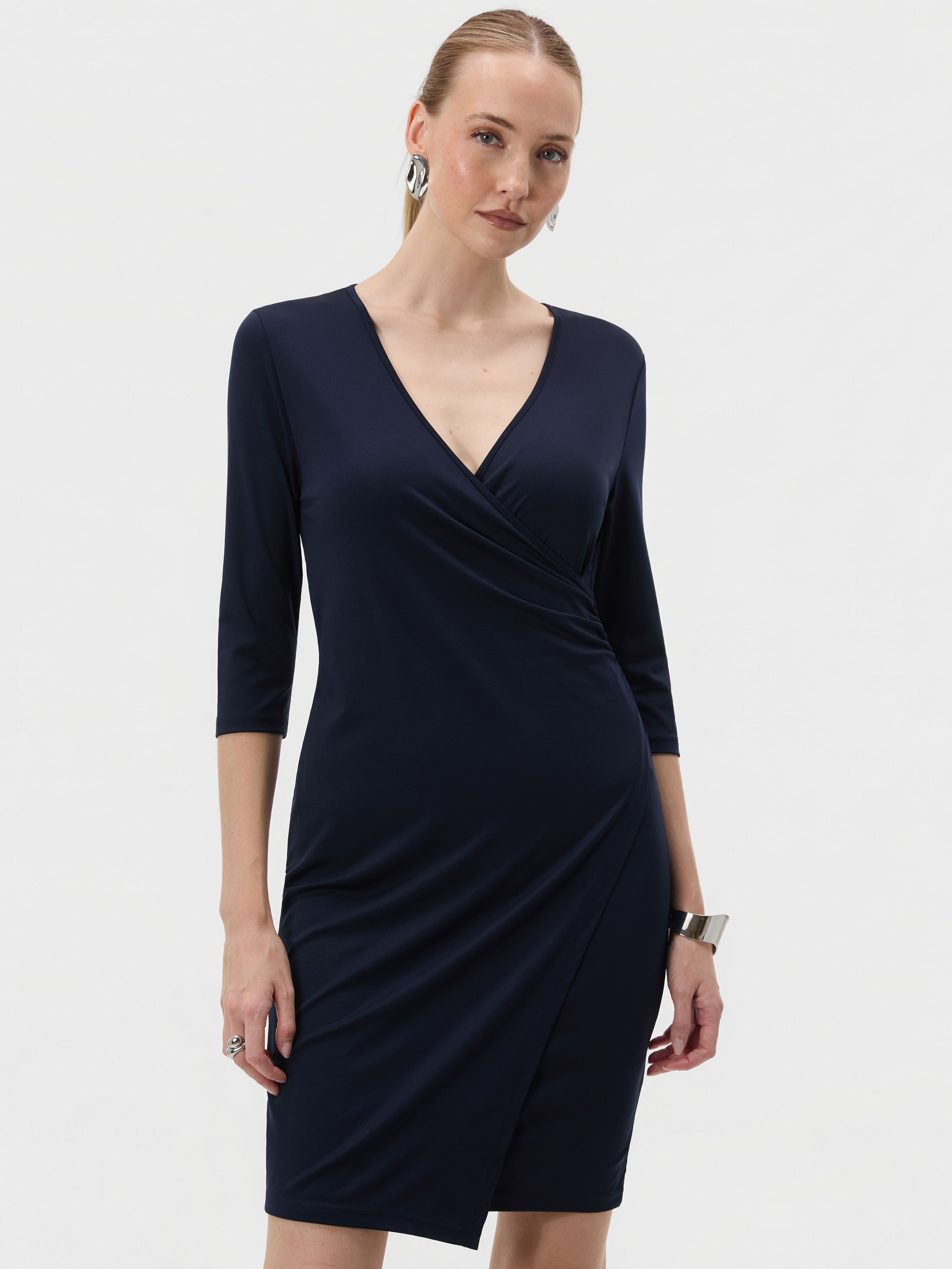 Dunkelblaues kurzes Damen-Wickelkleid mit V-Ausschnitt und 3/4-Ärmeln ORSAY - 001