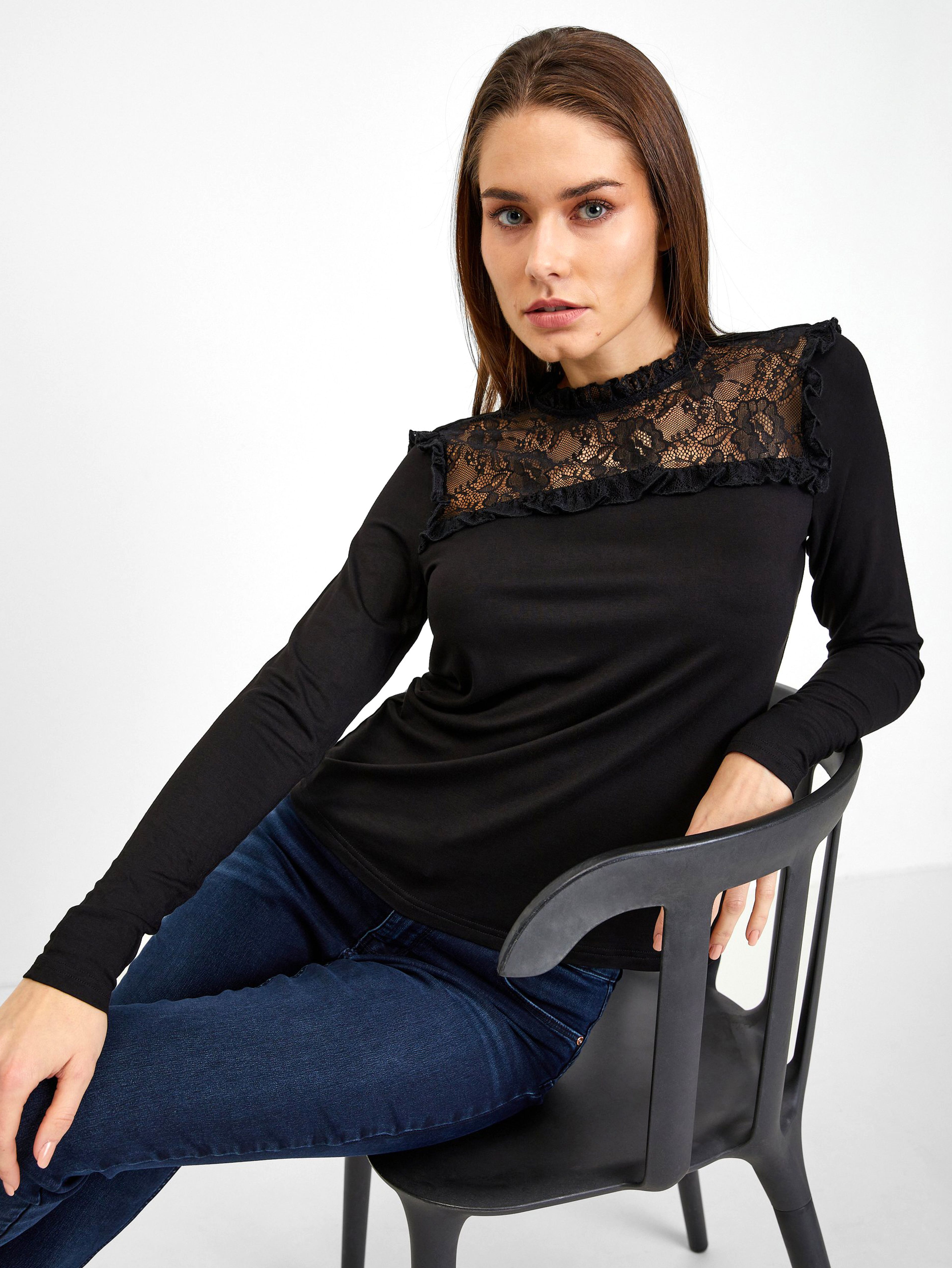 Schwarzes Damen-T-Shirt mit Spitzendetail ORSAY