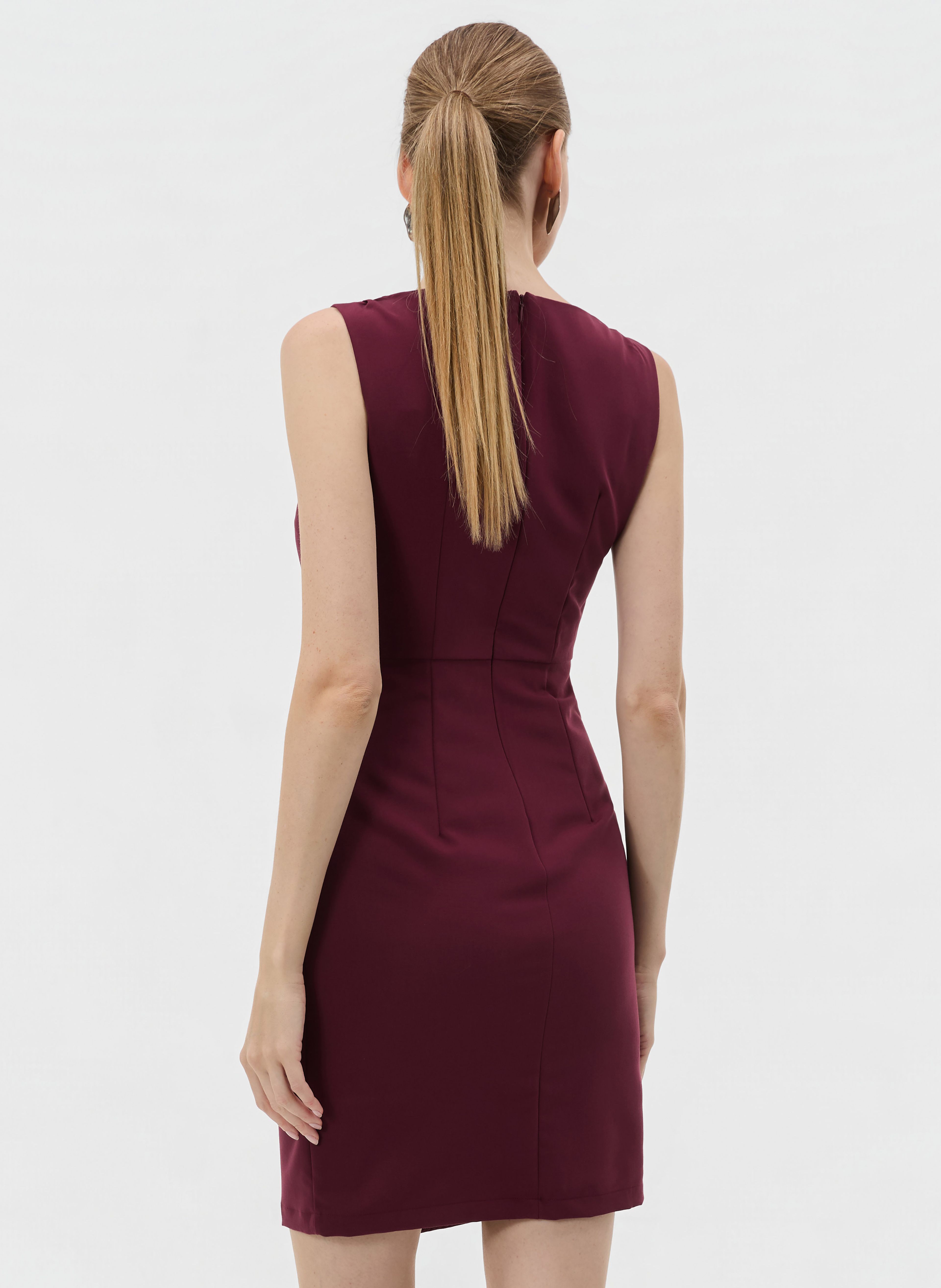 Bordeauxrotes ärmelloses Damen-Wickelkleid ORSAY - 002
