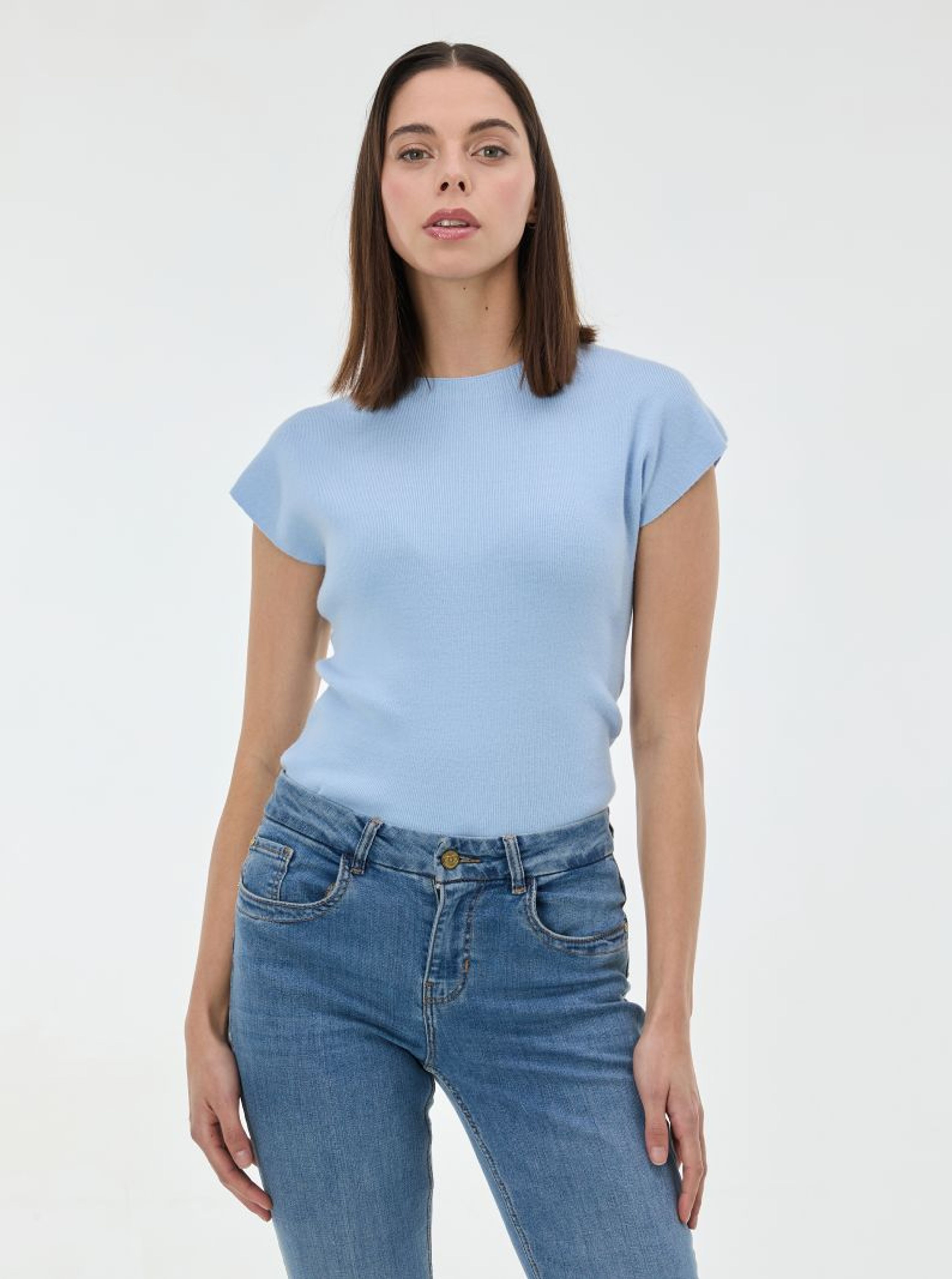 Poczuj wiosenny klimat! Stylowe perełki na każdy wiosenny dzień już tu są					