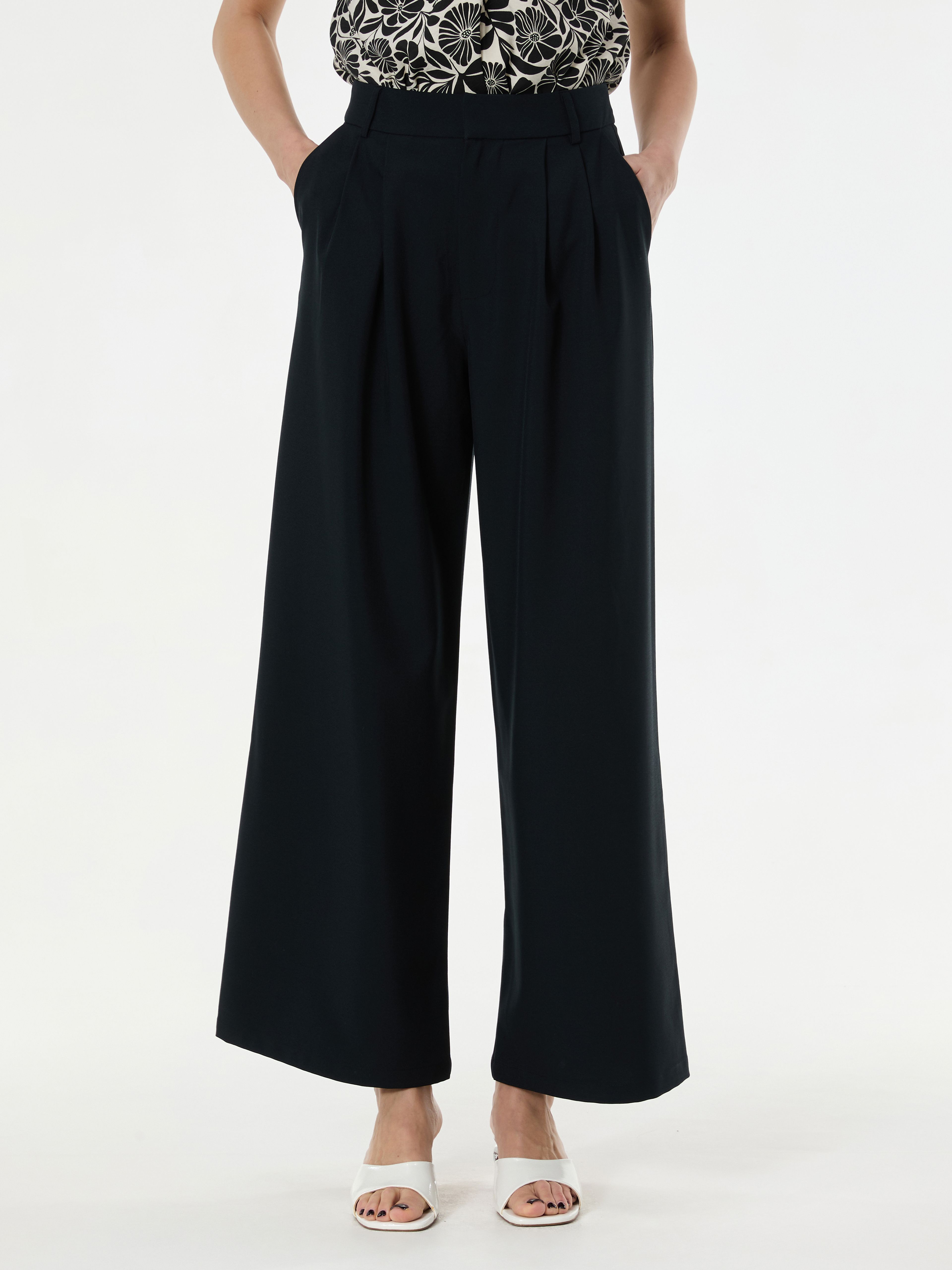 Pantaloni largi negri pentru femei ORSAY - 003