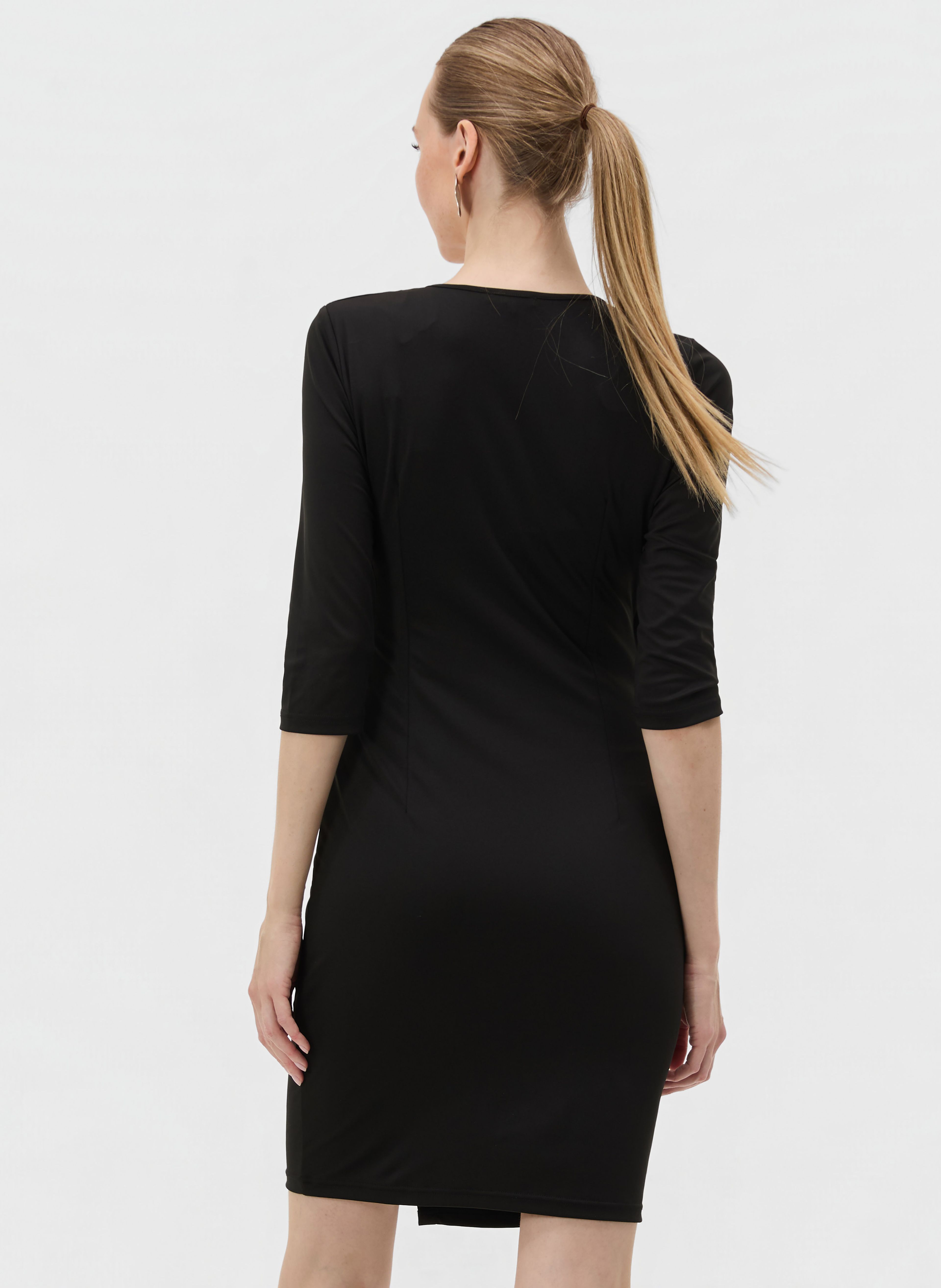 Schwarzes kurzes Damen-Wickelkleid mit V-Ausschnitt und 3/4-Ärmeln ORSAY - 002