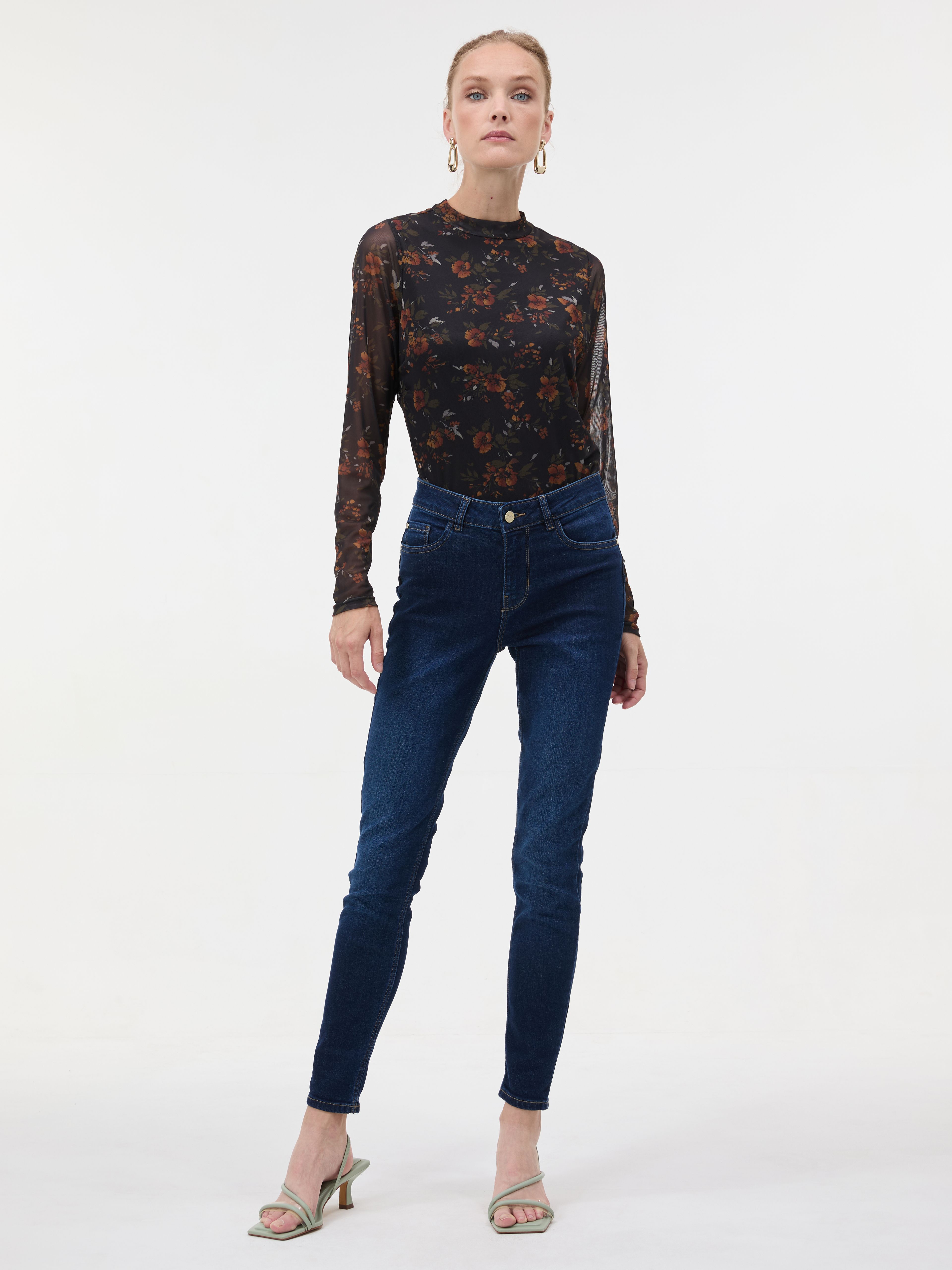 ORSAY fekete mintás női top - 004