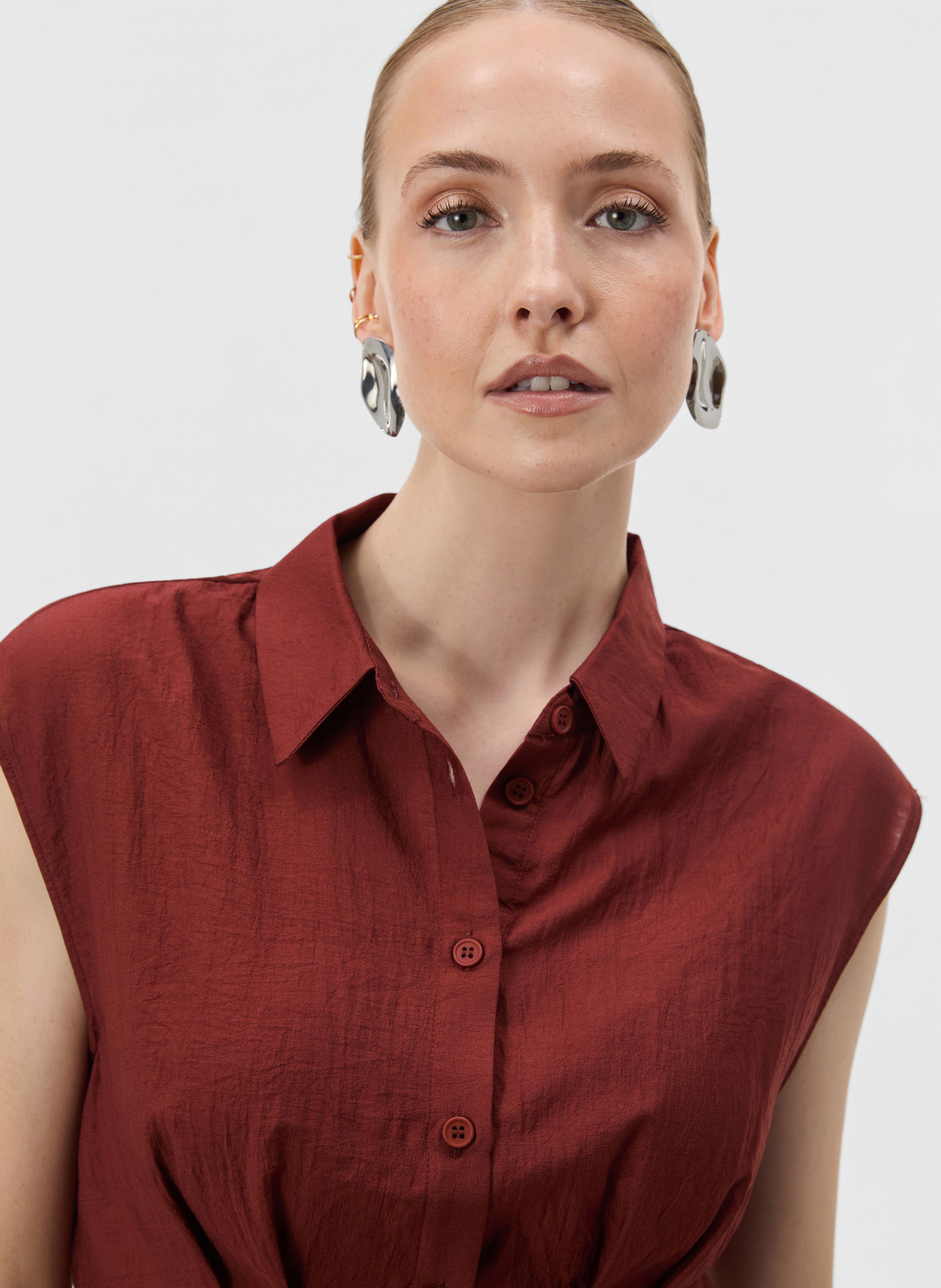 Smeđa ženska bluza s ovratnikom bez rukava ORSAY - 004