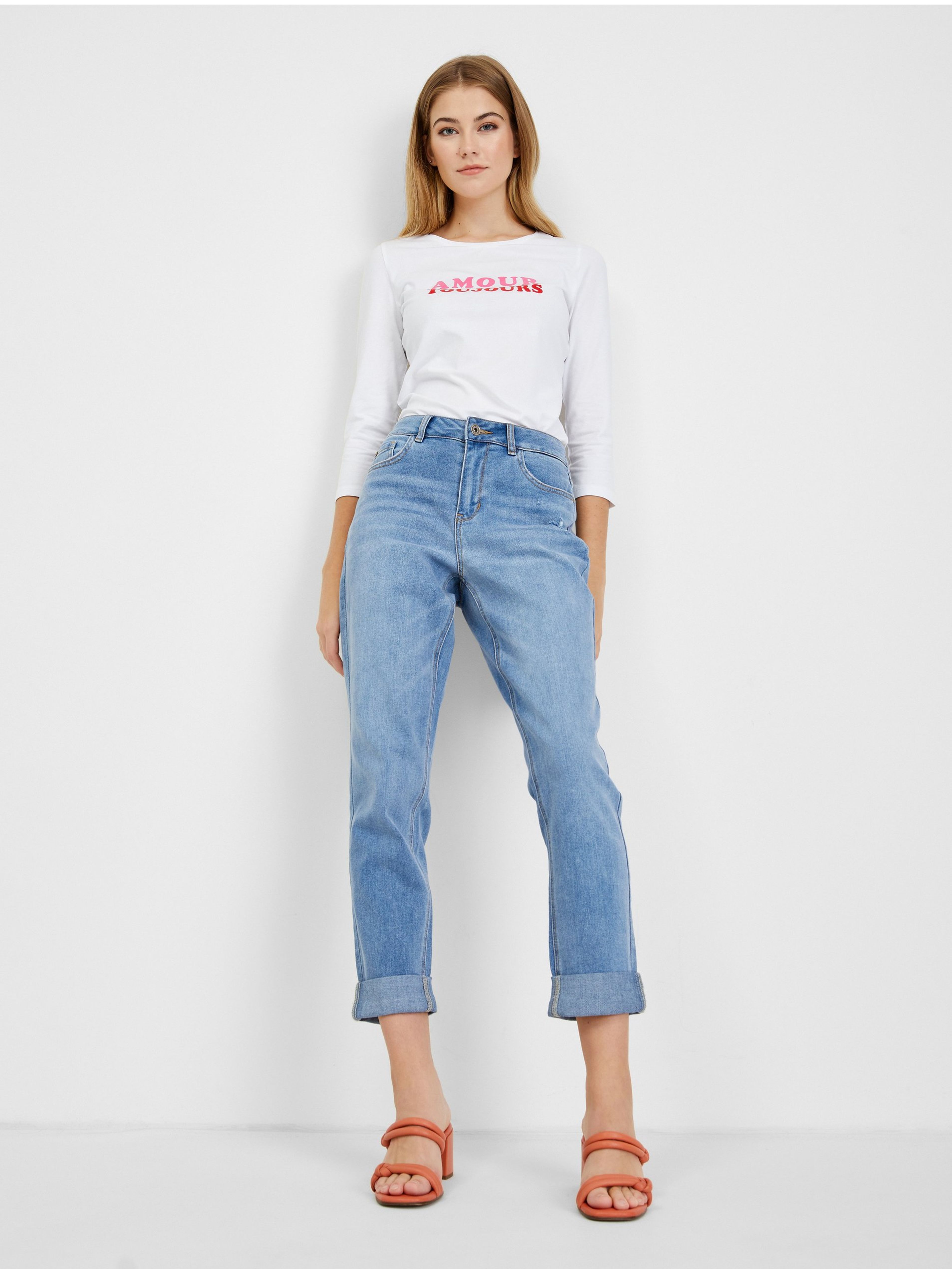 Jasnoniebieskie damskie boyfriend jeansy ORSAY