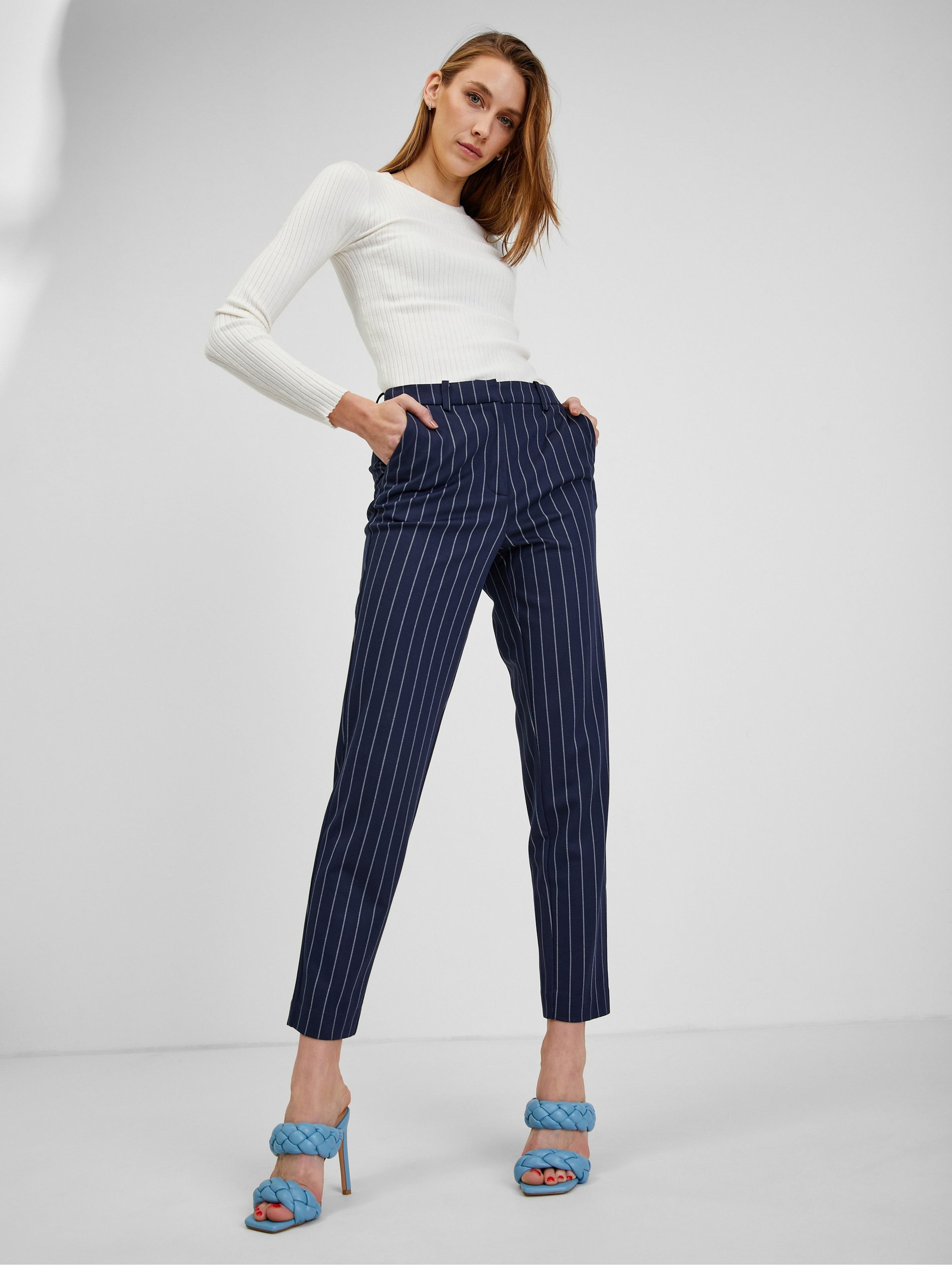 Granatowe spodnie w paski ORSAY