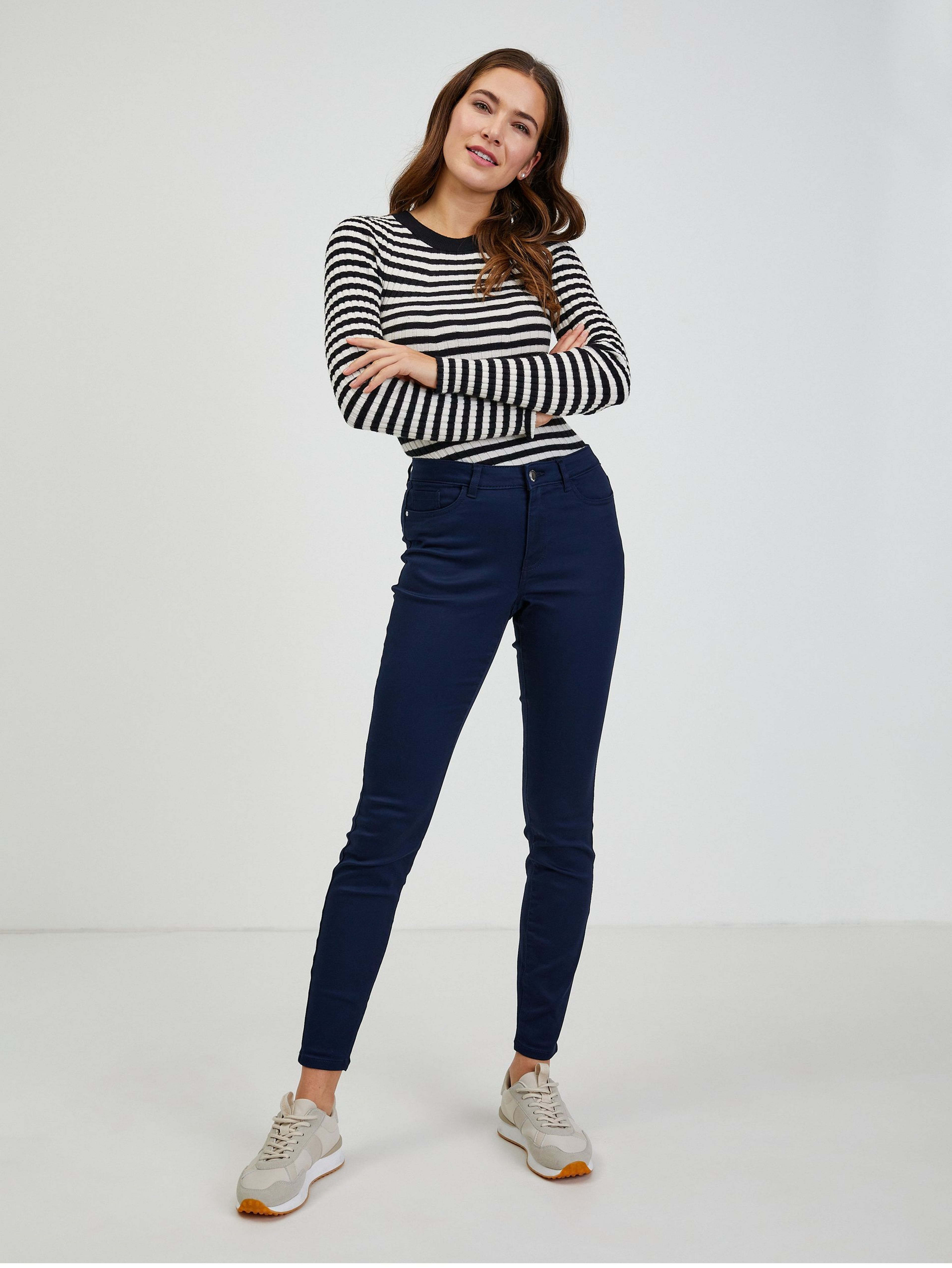 Granatowe spodnie damskie ORSAY