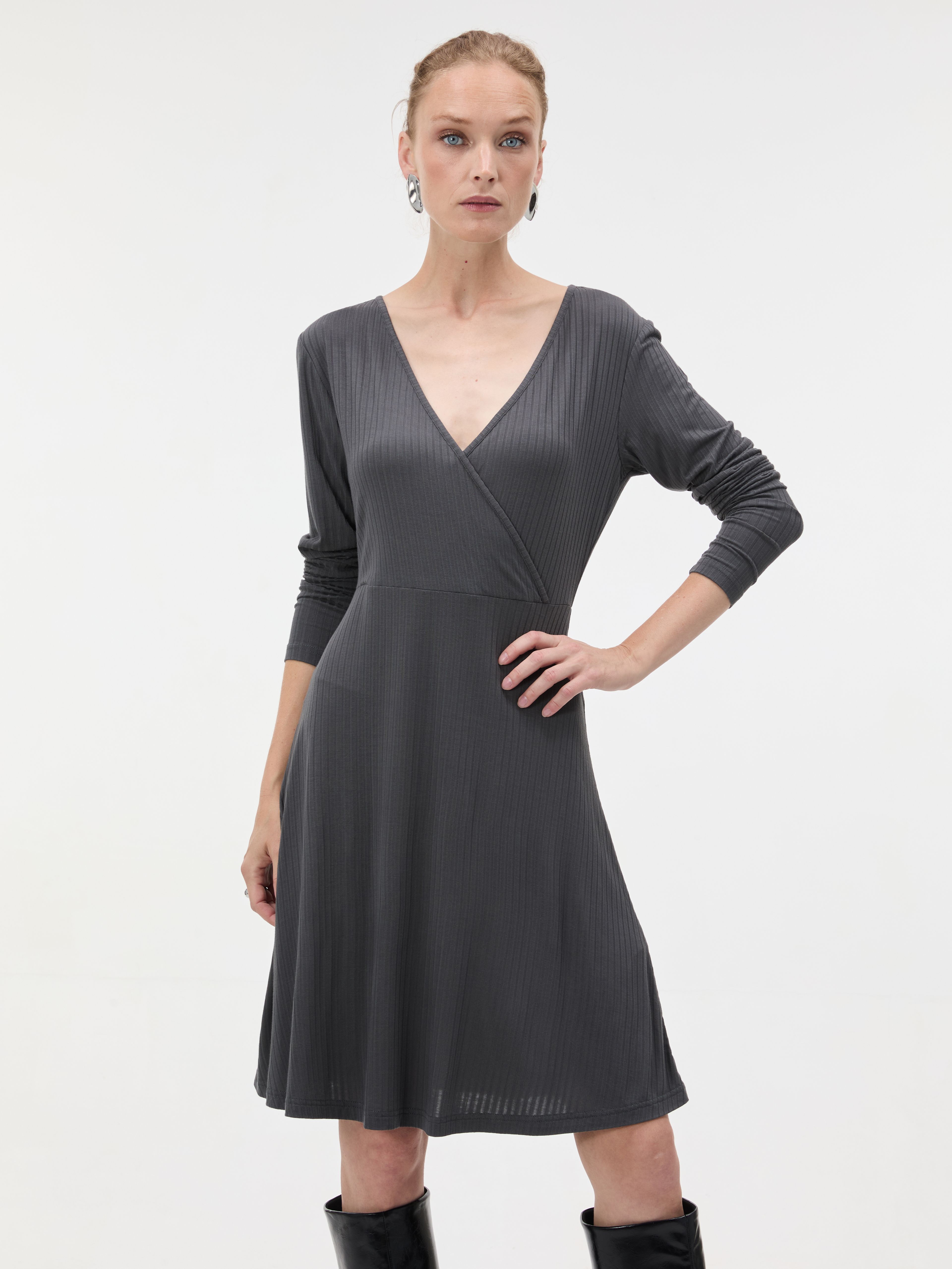 Dunkelgraues Damenkleid ORSAY - 001