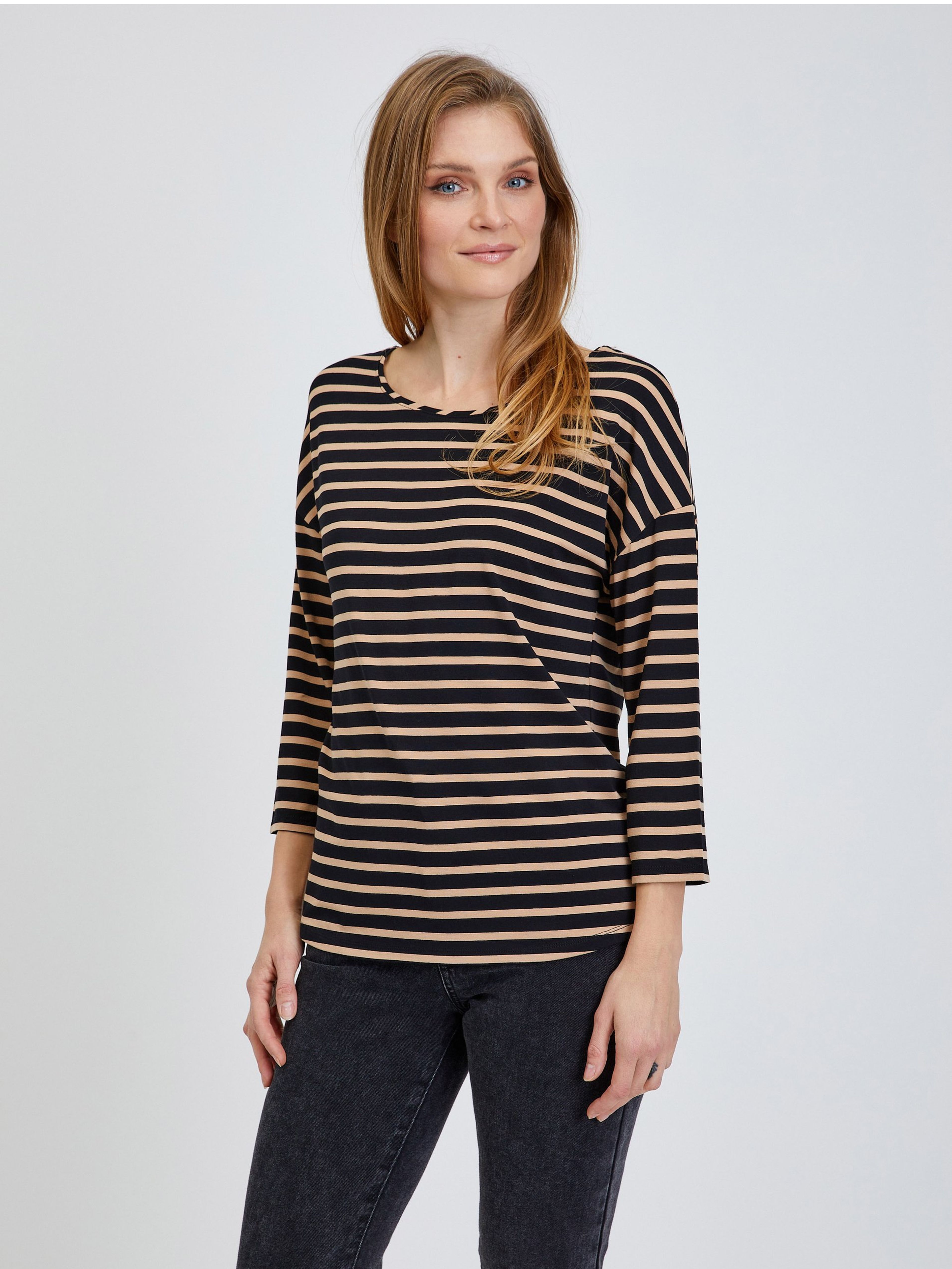 Schwarz gestreiftes T-Shirt mit Dreiviertel Ärmeln ORSAY