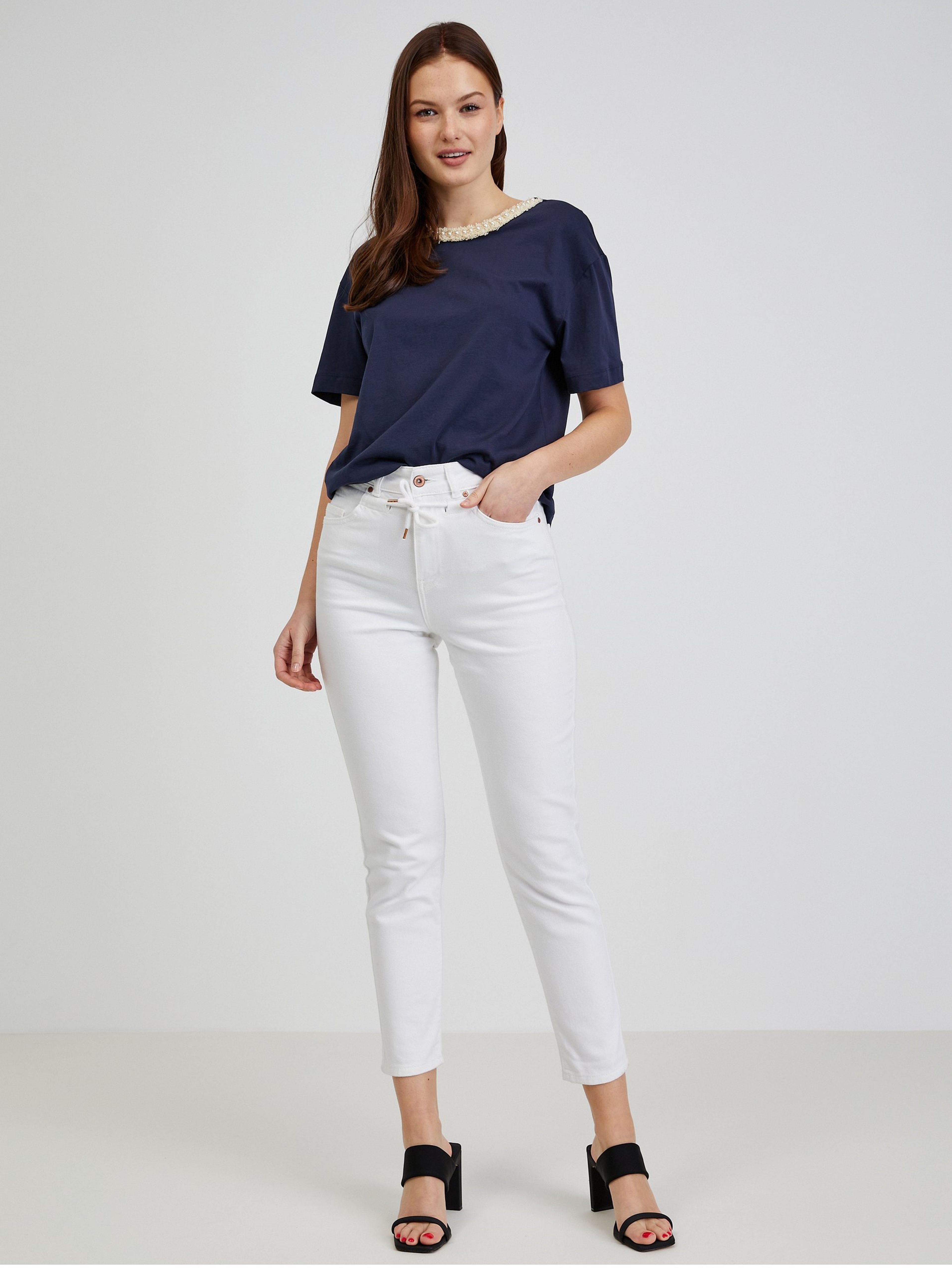 Białe damskie jeansy slouchy ORSAY