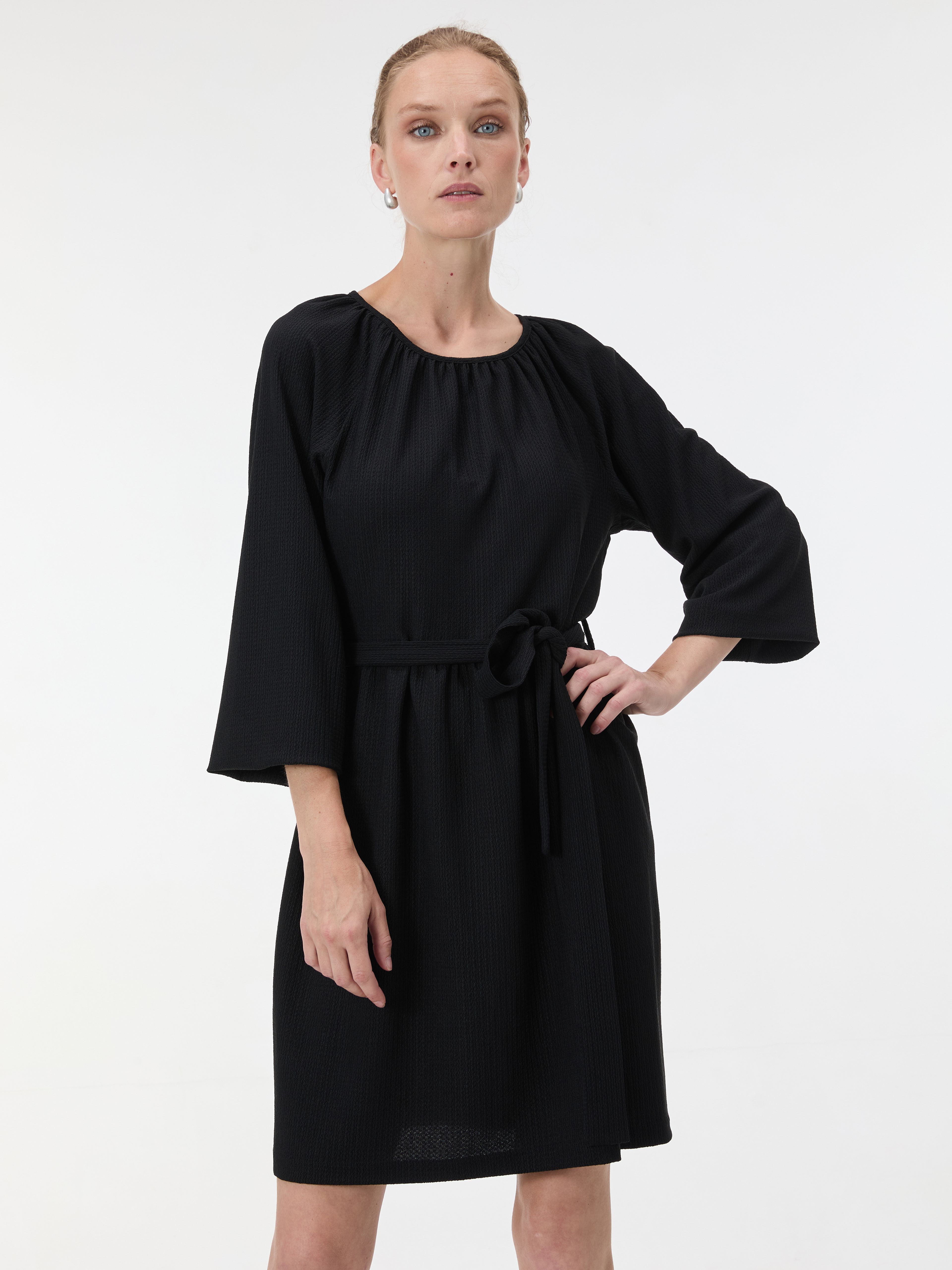 Rochie scurtă dreaptă pentru femei neagră cu mânecă trei sferturi ORSAY - 003