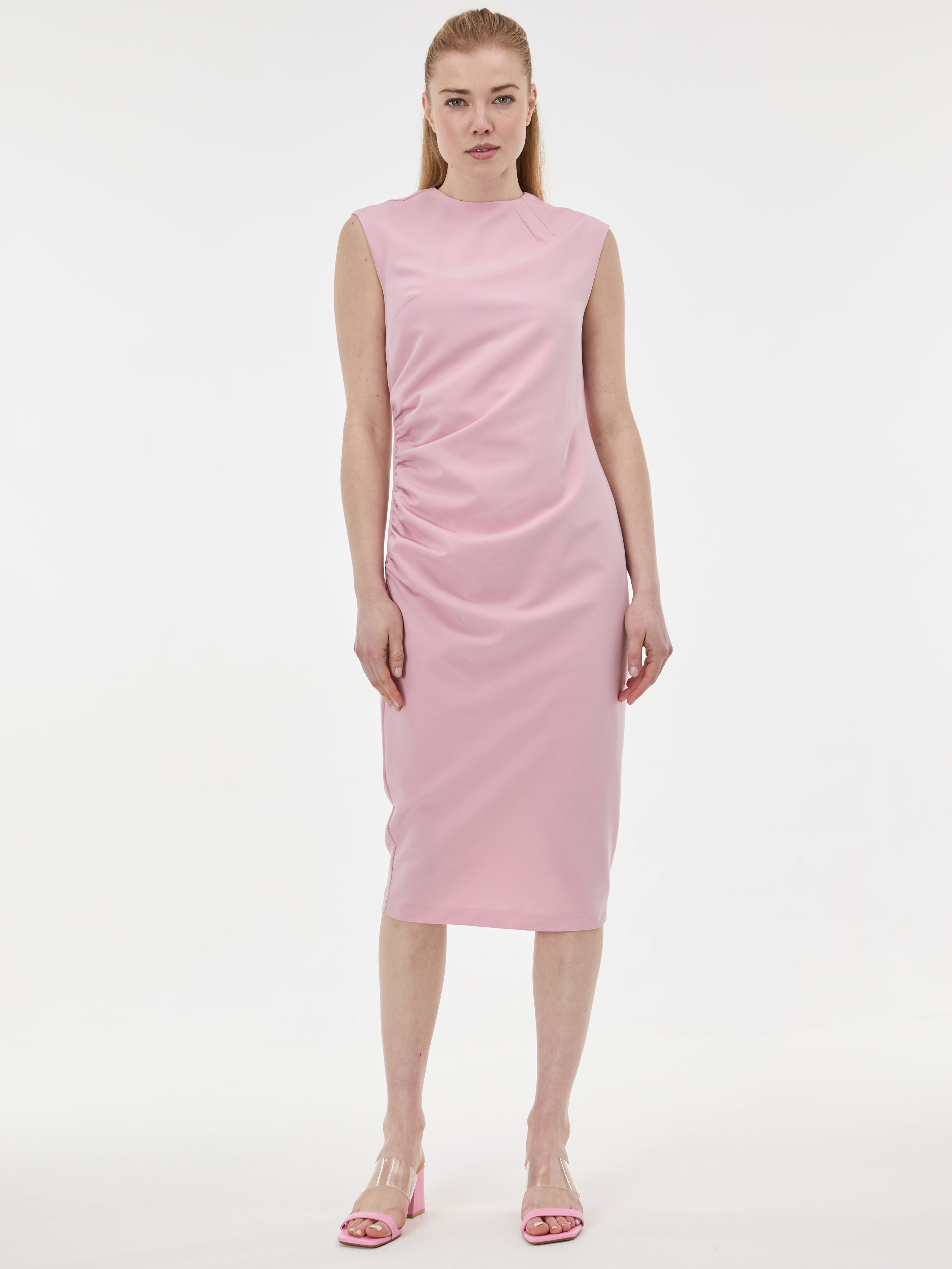 Jasnoróżowa damska sukienka midi ORSAY