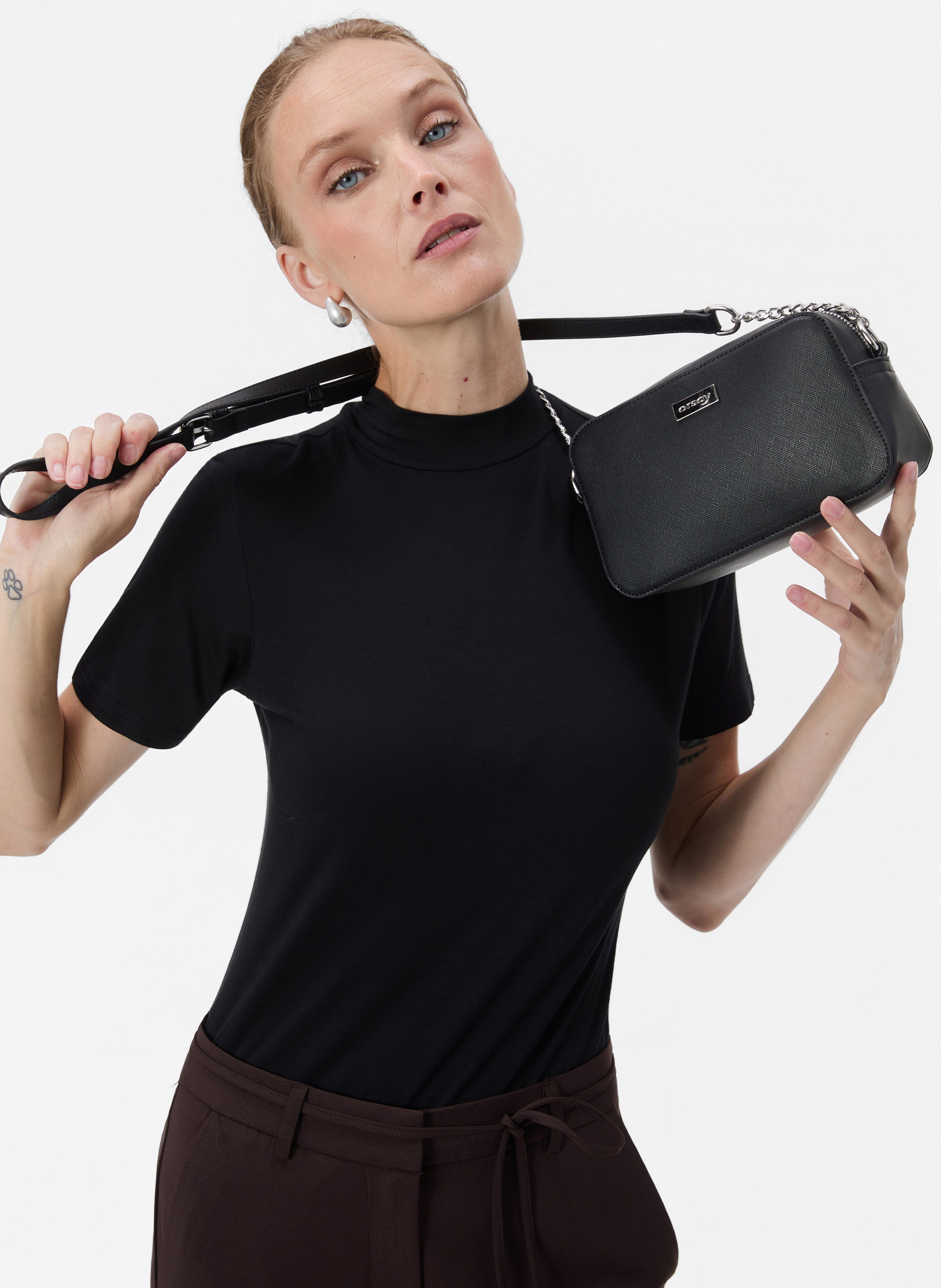 Črna ženska crossbody torbica ORSAY VALE - 005