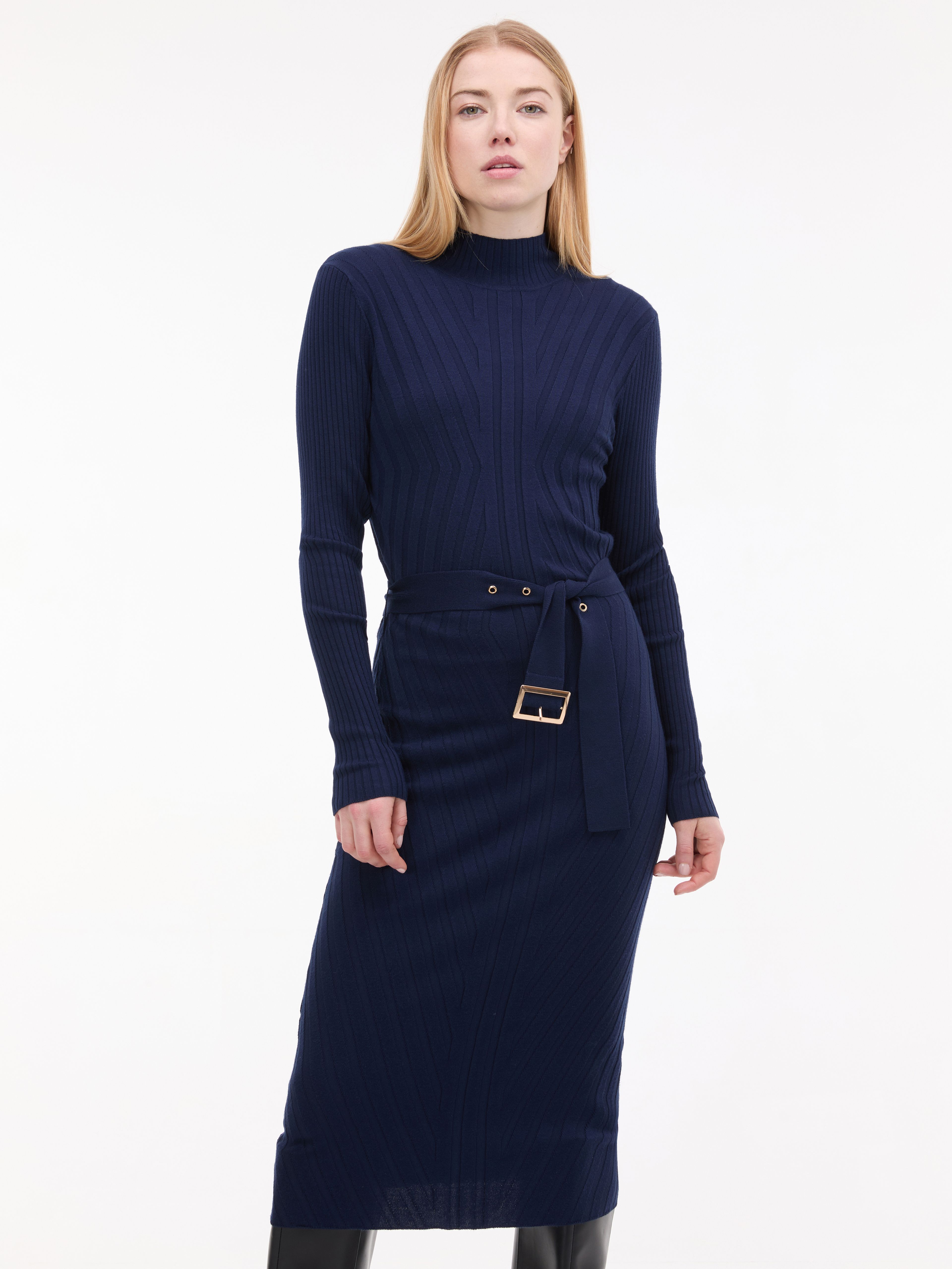 Granatowa damska sukienka midi z paskiem ORSAY