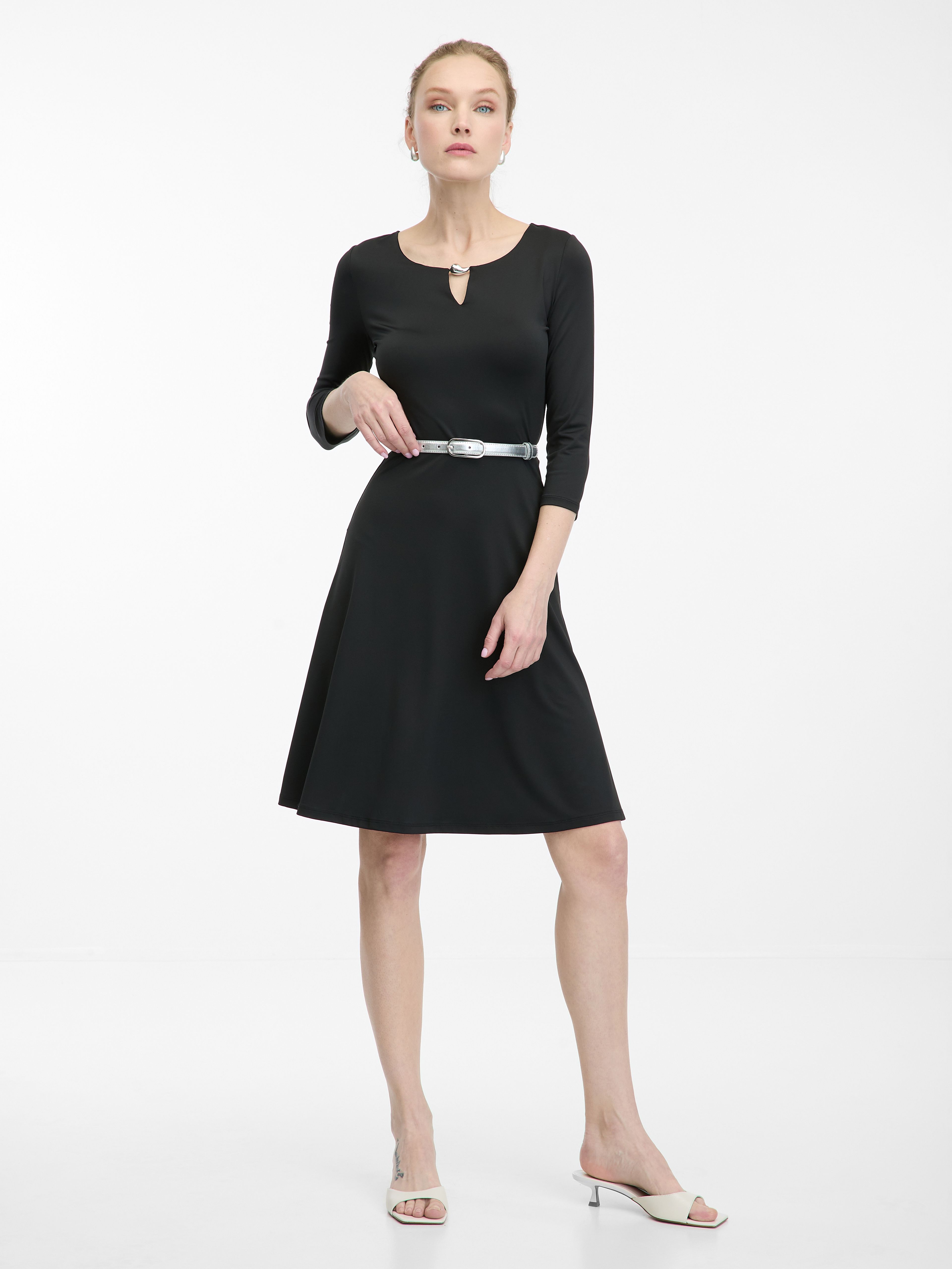 Černé dámské šaty ke kolenům ORSAY