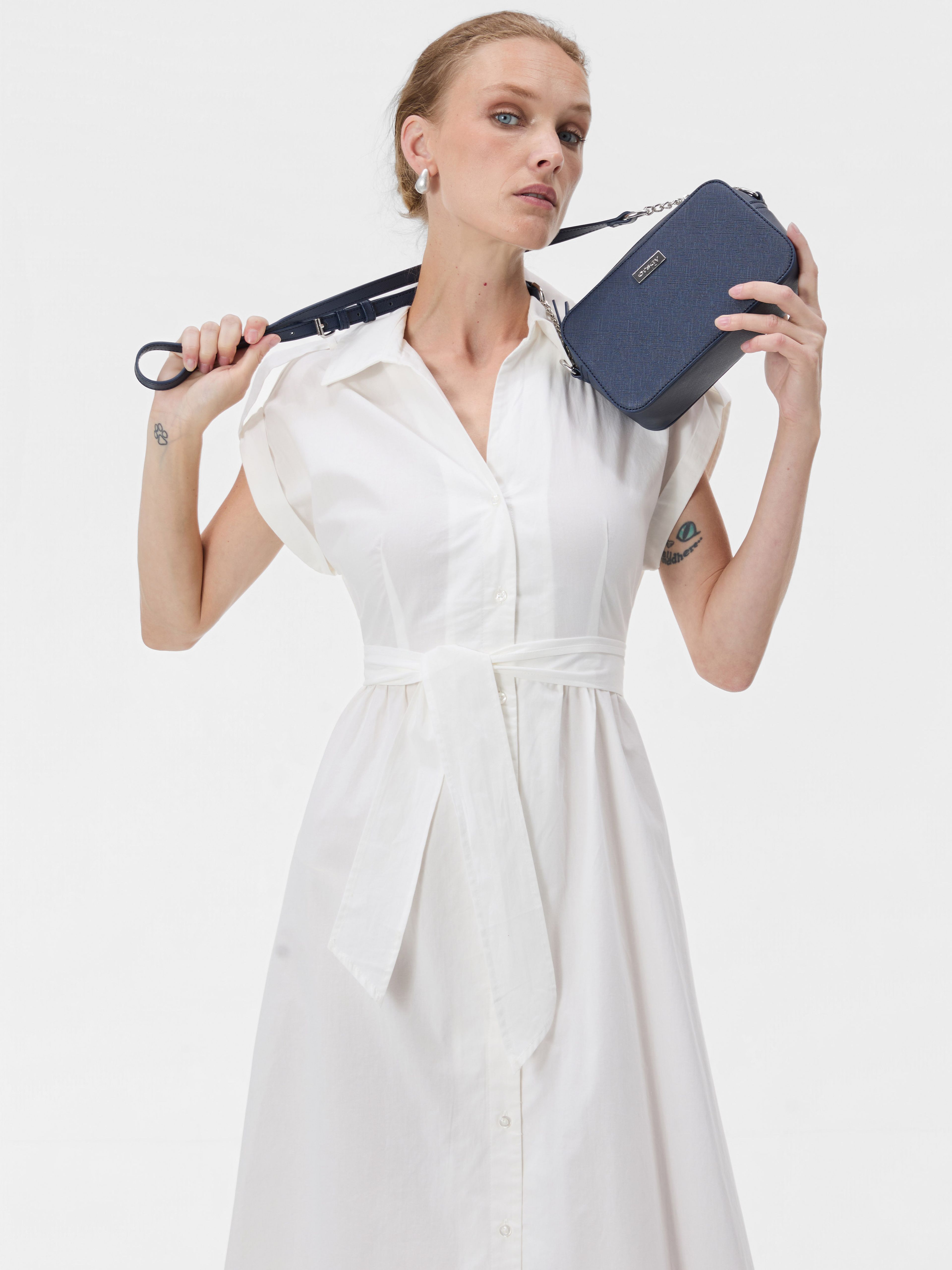 Temno modra ženska crossbody torbica ORSAY VALE - 005