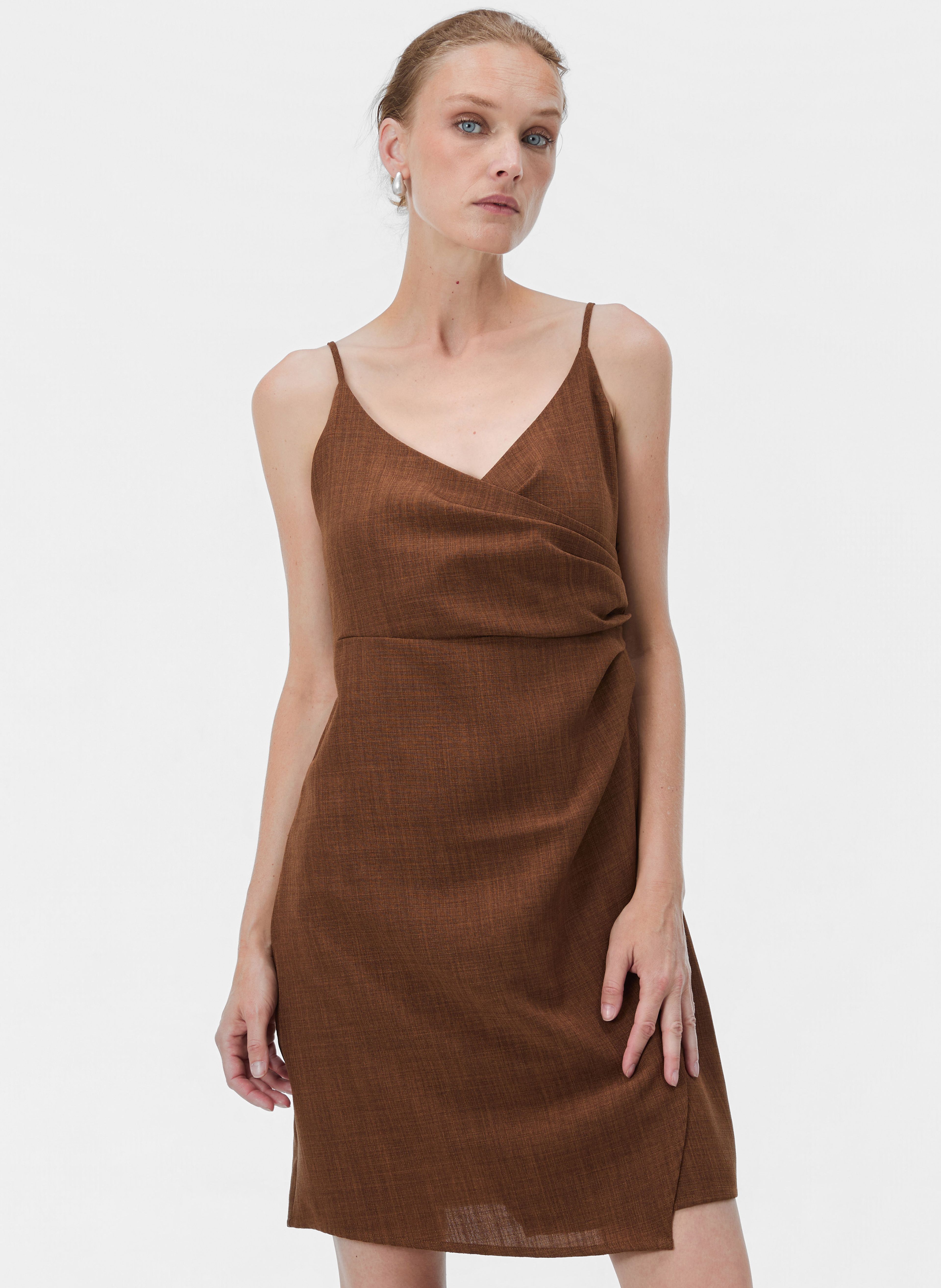 Braunes kurzes Damen-Trägerkleid in A-Linie ORSAY - 002